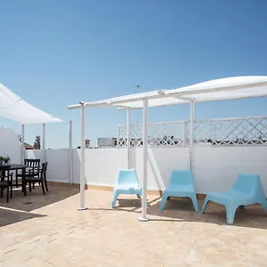 https://apartamentos-diaber-san-leandro.es-andalucia.com
